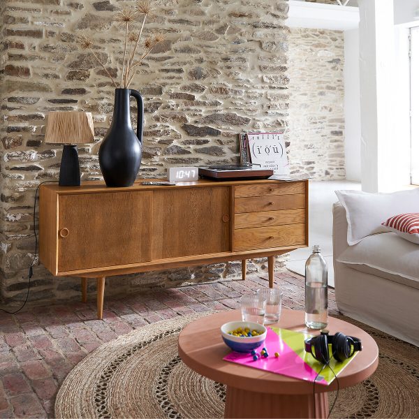 Mid century oak sideboard 2 doors, 4 drawers